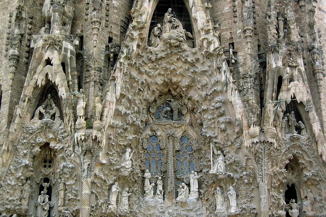 Gaudi's Modernist Legacy: Small Group Walking Tour - Small group limits (max 12) make a real difference