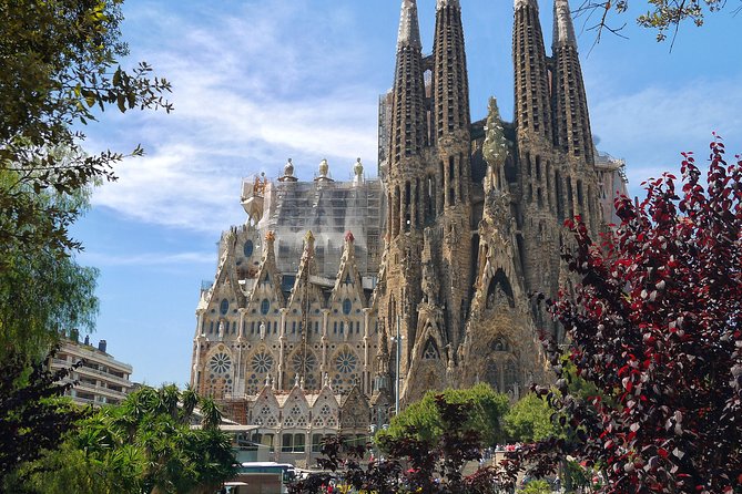 Golden Hour in Gaudi's Sagrada Familia with expert Guide - Inside the basilica: facades under construction to the moments you won’t forget