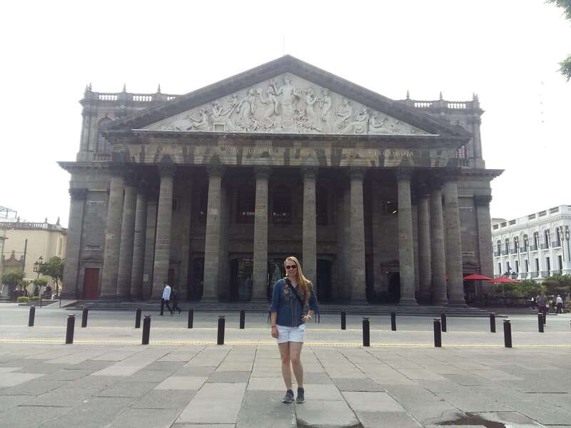 Guadalajara: Culture, Architecture, and Market Walking Tour - Teatro Degollado: A Pass-By With Real Payoff