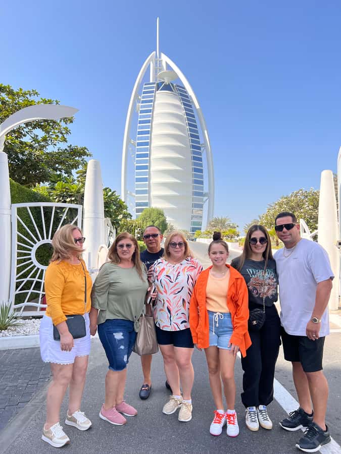 Guided Dubai City Tour: Modern Architecture & Sightseeing - Palm Jumeirah first: the photo angles start immediately