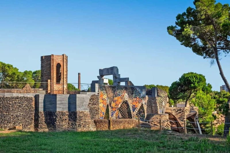Highlights Guided visit to Gaudi's Crypt and Colonia Güell - FAQ