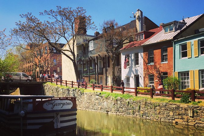 Historic Georgetown Architectural Walking Tour - Francis Scott Key Memorial Park: mansions, churches, and the human stories