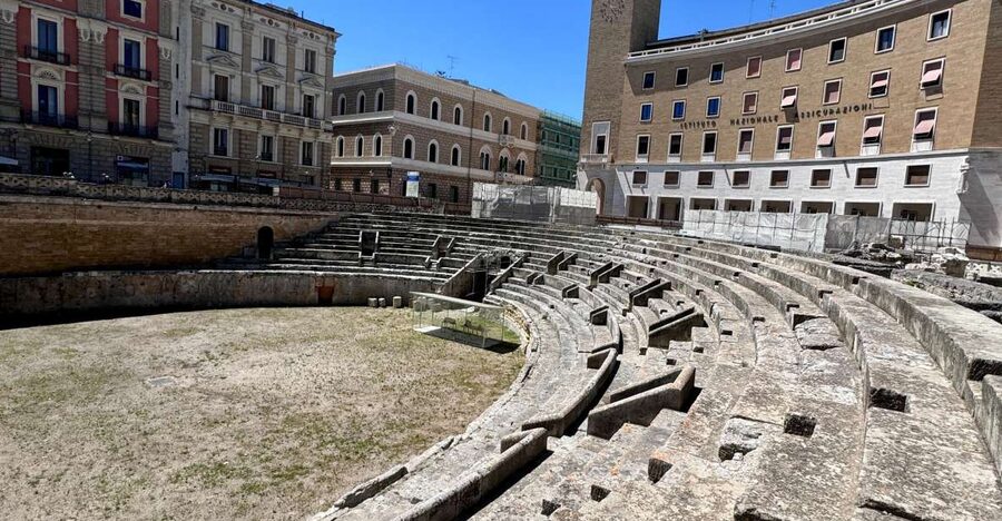 LECCE: AMONG ARCHITECTURAL TREASURES IN THE LECCE BAROQUE - Why Lecce’s Baroque feels different from most of southern Italy