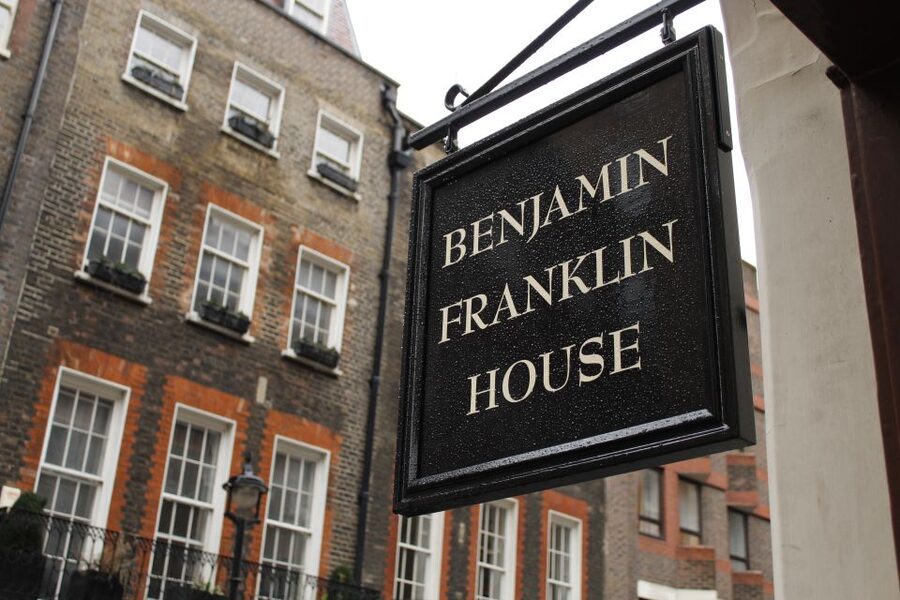 London: Architecture Tour of Benjamin Franklin House - Franklin’s Parlour: experiments, politics, and an eccentric streak