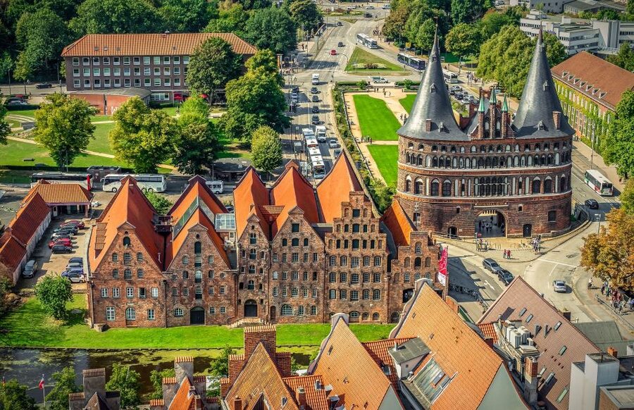Lübeck: Private Historical and Architectural Walking Tour - Holsten Gate to Town Hall: a 90-minute route that actually makes sense