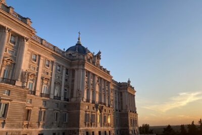 Madrid Historic with an architect : Arabs, Austrias and Bourbons - Teatro Real: where Madrid learned to stage its big stories
