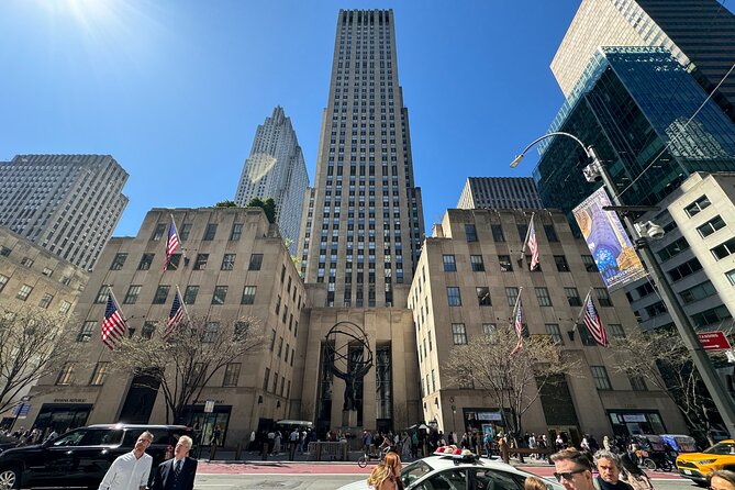 Midtown North NYC Architecture Walking Tour - JP Morgan Chase Tower: Fast Look at Newer Midtown Office Energy