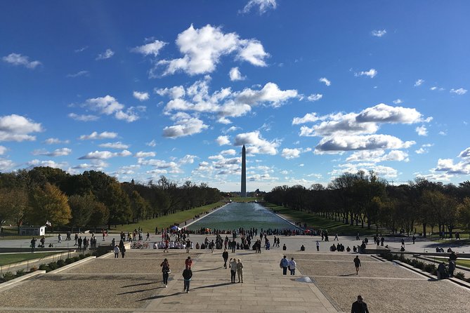 Monuments and Memorials Architectural Walking Tour - Meeting point and how the walk flows across the Mall