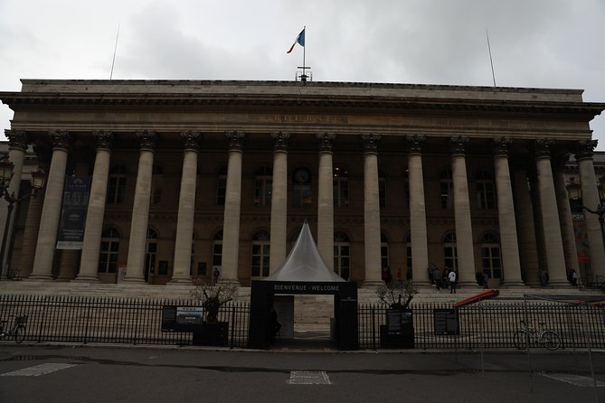 Neoclassical Paris Architecture 2-Hour Private Walking Tour - Price and value: $360 per group, what you really get