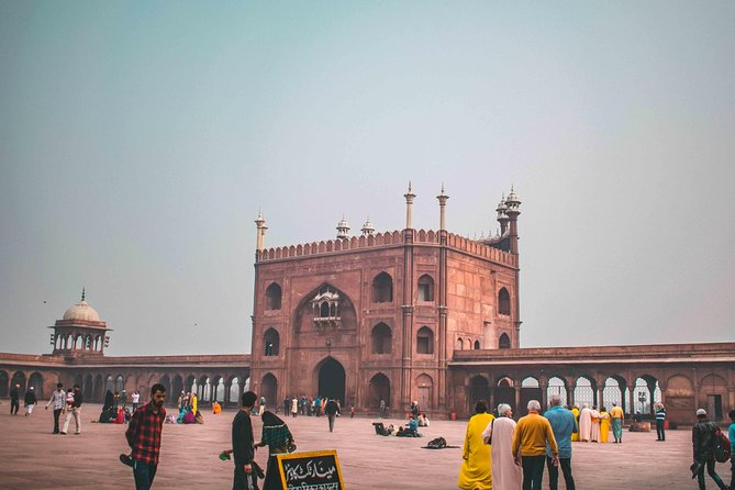 New Delhi: Mughal's architecture tour with transfers - Key highlights you’ll feel right away