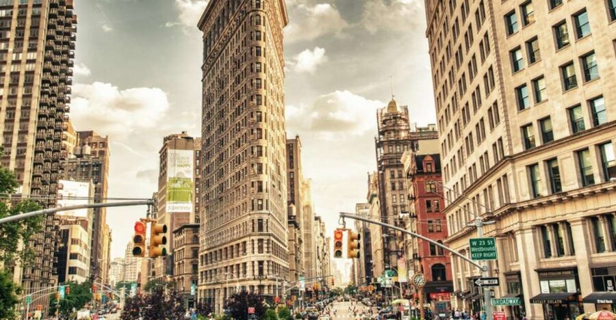New York City: Flatiron Food, History, and Architecture Tour - Zucker’s Bagels: A Reuben Classic, Reworked For Modern Taste