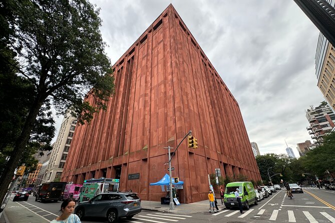 New York Soho and the Village Art and Architecture Tour - Stop by stop: Cooper Union to 40 Bond St (why the route starts strong)