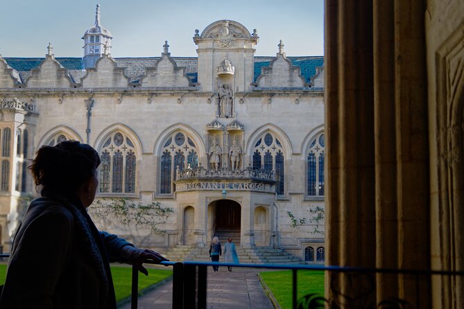 Oxford: 90 minute Architectural & Historical Highlights Tour - Oriel and Corpus Christi: rowing pride and animal carvings
