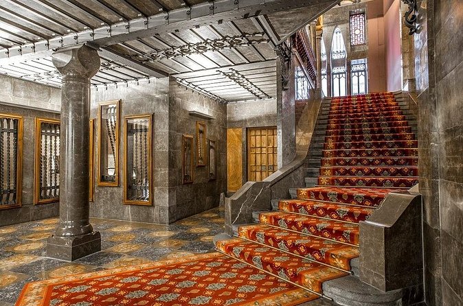 Palau Guell by Gaudi with Audio Guide in Barcelona - Rooftop chimneys and panoramic views: the part you plan around
