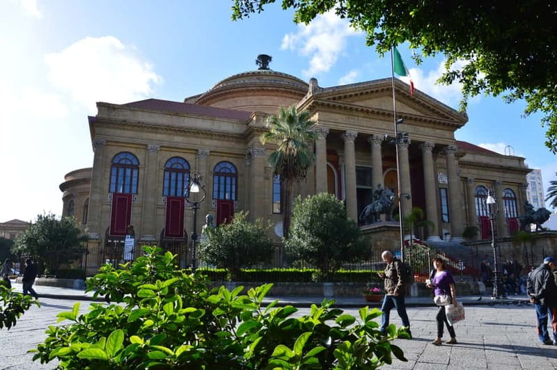 Palermo: Art and Architecture Walking Tour - Capella Palatina and Palermo Cathedral: one building, many centuries