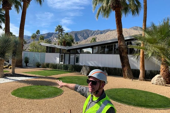 Palm Springs Modernism Architecture & History Bike Tour - Getting to Big Wheel Tours and handling bikes the smart way