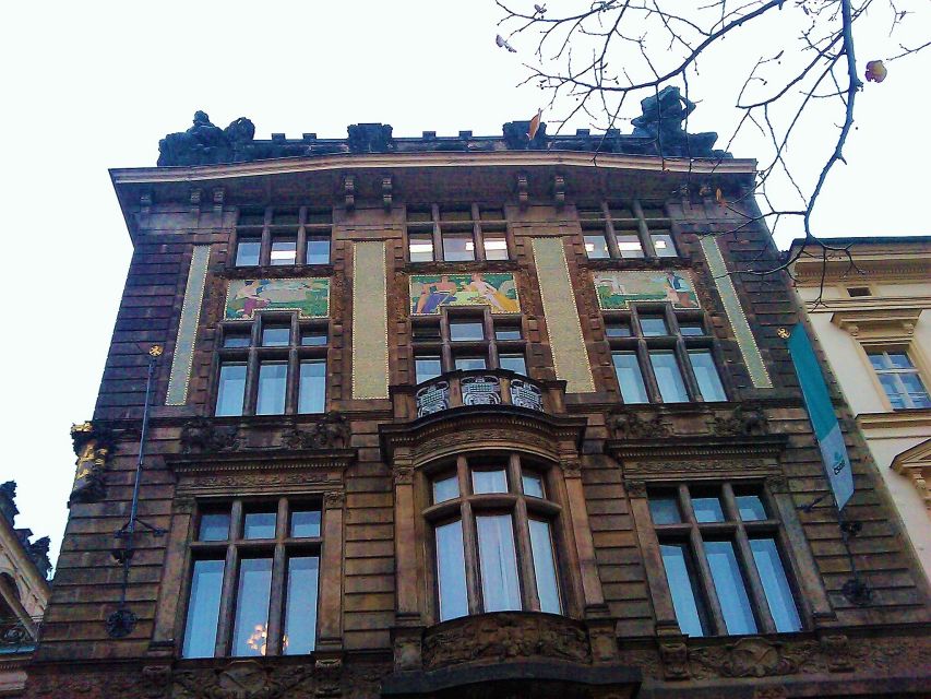 Prague Art Nouveau Tour - Republiky Square: your Art Nouveau training wheels