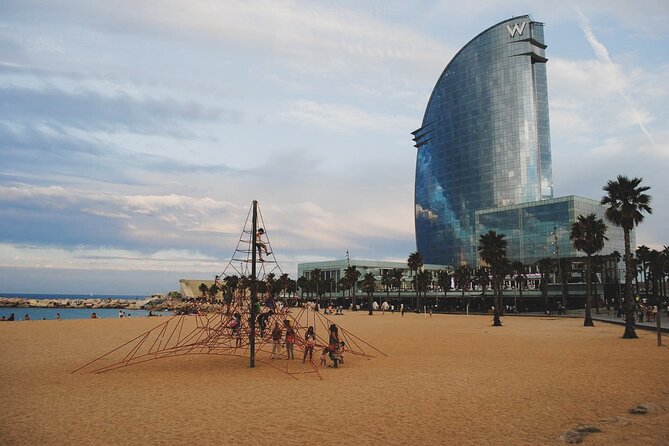 Private Barcelona Bike Tour, Gaudi's Art and Medieval Districts with Local Guide - Passeig de Gràcia: where Gaudí takes over the street