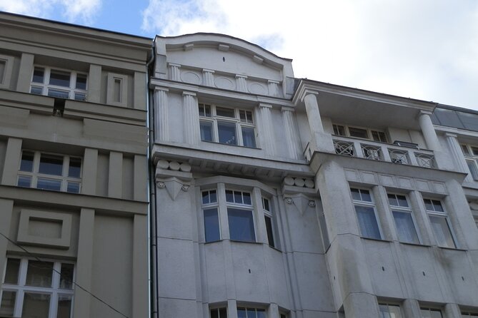 Private Prague Art Nouveau and Cubism Walking Tour - Vodičkova and the cubist street clues
