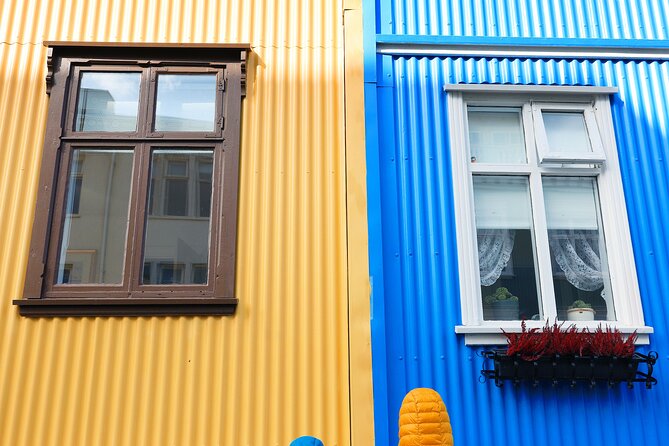 Private Reykjavik City and Architecture Walking Tour - Taste of Iceland: a scheduled flavor stop (and what you should expect)