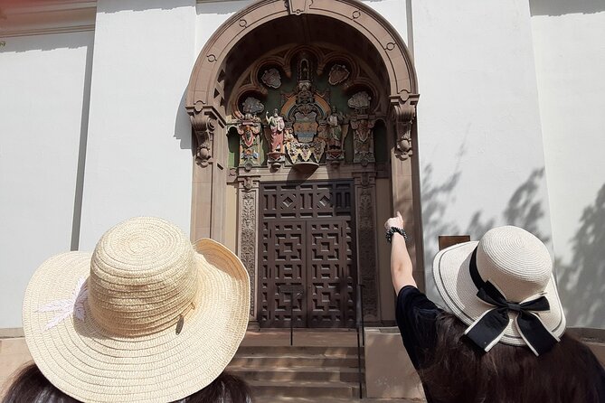 Private Santa Barbara History and Architecture Walking Tour - City Hall and Casa de la Guerra: the Plaza de la Guerra power center