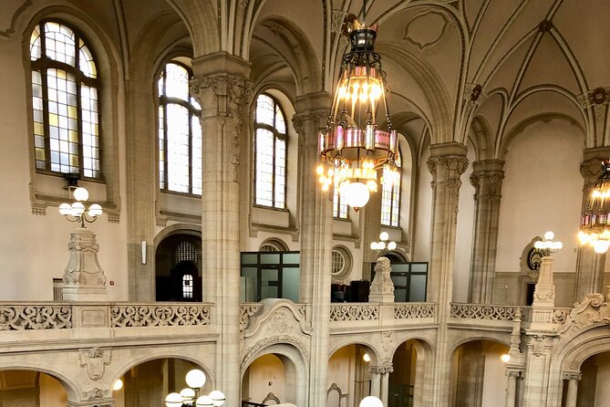 Private Taxi Tour City East & West History and Architecture 3-4h - West Berlin Sequence: Kaiser Wilhelm, the Zoo, and Why Ku’damm Feels Like a Theme Park