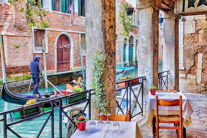 Private Tour: Venice Art and Architecture Walking Tour - Church of Santa Maria dei Miracoli and Santa Maria Nova: Renaissance Details in a Narrow Space