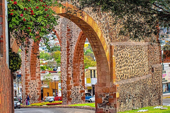Queretaro: colonial architecture and history - Plaza de Armas: Neo-Classical Details and the City’s Main Stage