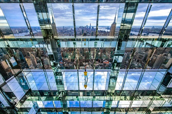 Race to the Sky: NYC Architecture Tour With SUMMIT One Ticket - Macy’s Herald Square to Bryant Park: Architecture in Plain Sight