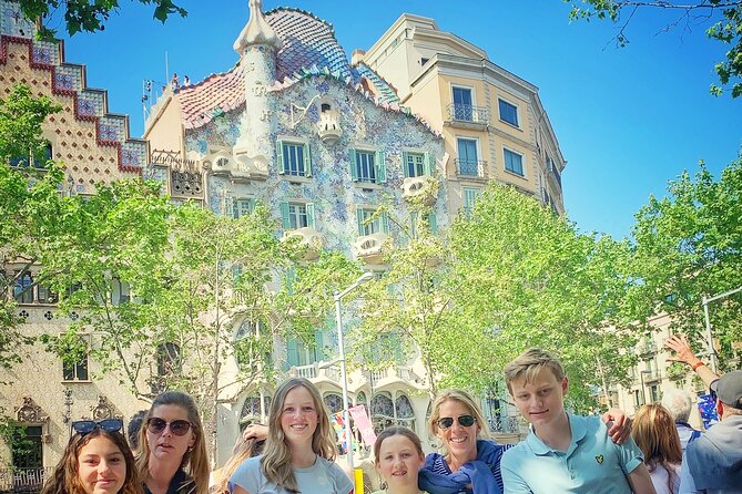 Ramblas, Old Town, Gothic and Gaudi Architecture Walking Tour - Why this Gothic Quarter plus Gaudí architecture walk is such a smart first step