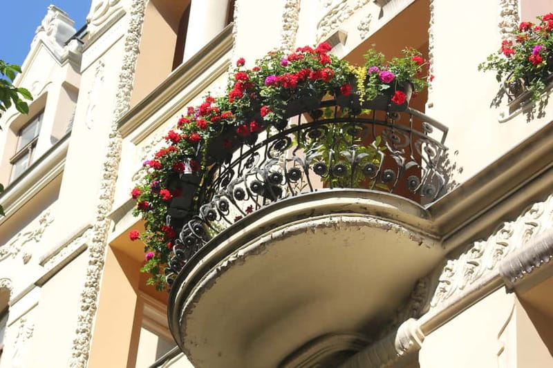 Riga: 2-Hour History of Art Nouveau Walking Tour - Key reasons this Art Nouveau walk is worth your time