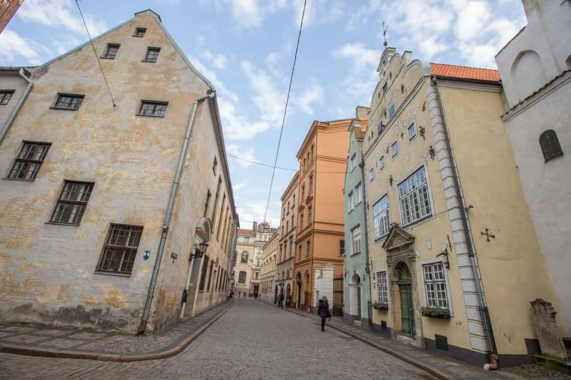Riga's Old Center and Art Nouveau Tour - Who Should Book This Art Nouveau and Old Town Tour?