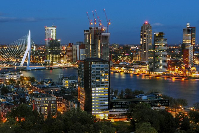 Rotterdam Architecture and Highlights Walking Tour (TOP RATED) - Smart stops, smart questions: how to turn “seeing” into learning