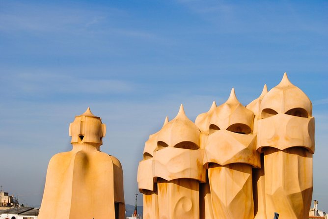 Sagrada Familia & Gaudi Tour Private or Small Group with Tickets - Els 4 Gats and the Catalan Modernisme Trail