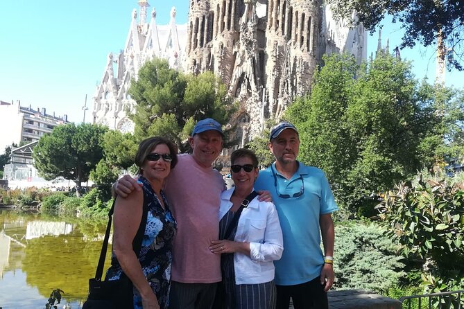 Sagrada Familia Private Tour - Unlock the mysteries of Gaudi - Gaudí’s two big ideas, plus the Modernism road map