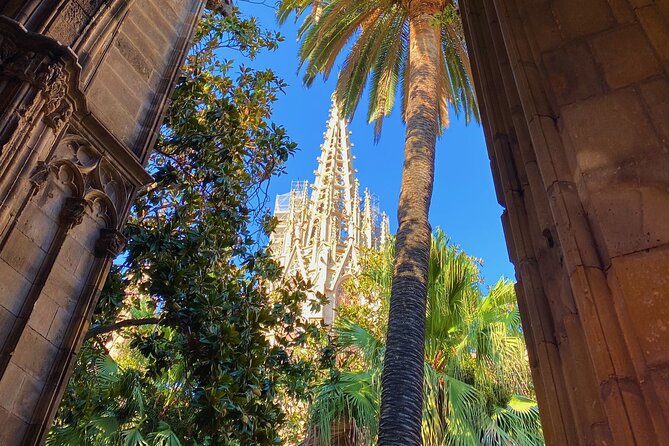 Sagrada Familia Private Tour - Unlock the mysteries of Gaudi - Timing and pace: how to make this day feel easy