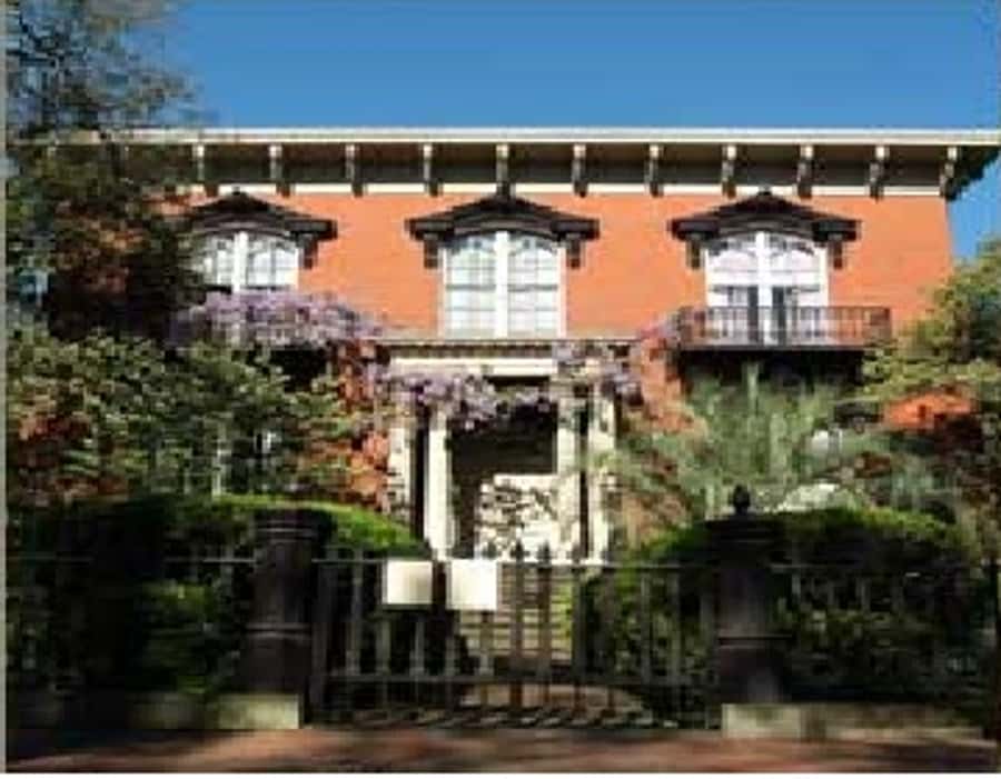 Savannah: History and Architecture Homes Walk - Owens-Thomas House: the regency architecture lesson you’ll actually remember