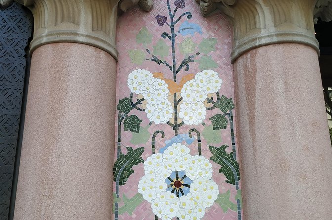 The Story of Gaudi and Modernism Private Walking Tour - What the Tour Does With Gaudí: Life, Work, and Modernism in Plain Language