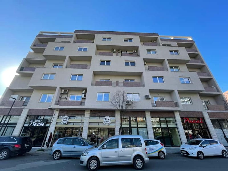Tirana: Street Art & Modern Architecture Walking Tour - Key things to know before you go