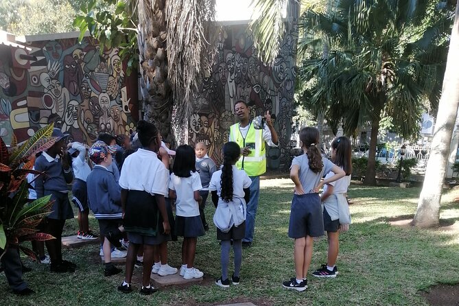 Tour about Art and Architecture in Maputo City - Nucleo De Arte: Where You Get Close to Mozambique’s Artist Scene