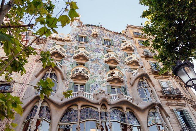 Treasures of Barcelona: Private Gaudi Walking Tour - Your Guide: The Difference Between a Walk and a Lesson