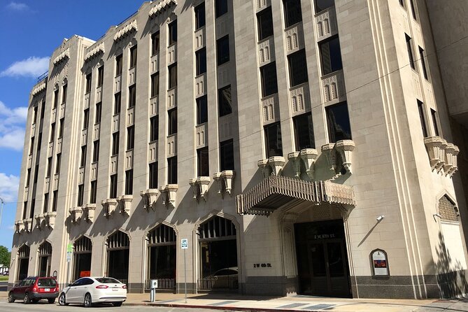 Tulsa Art Deco and Architecture with Expert Guide Walking Tour - Southwestern Bell, ARCO, and PSO: When Companies Used Design as Messaging