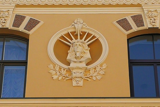 Ultimate Art Nouveau Experience in Riga - Private Tour - How the 2.5 Hours Actually Feel on the Ground