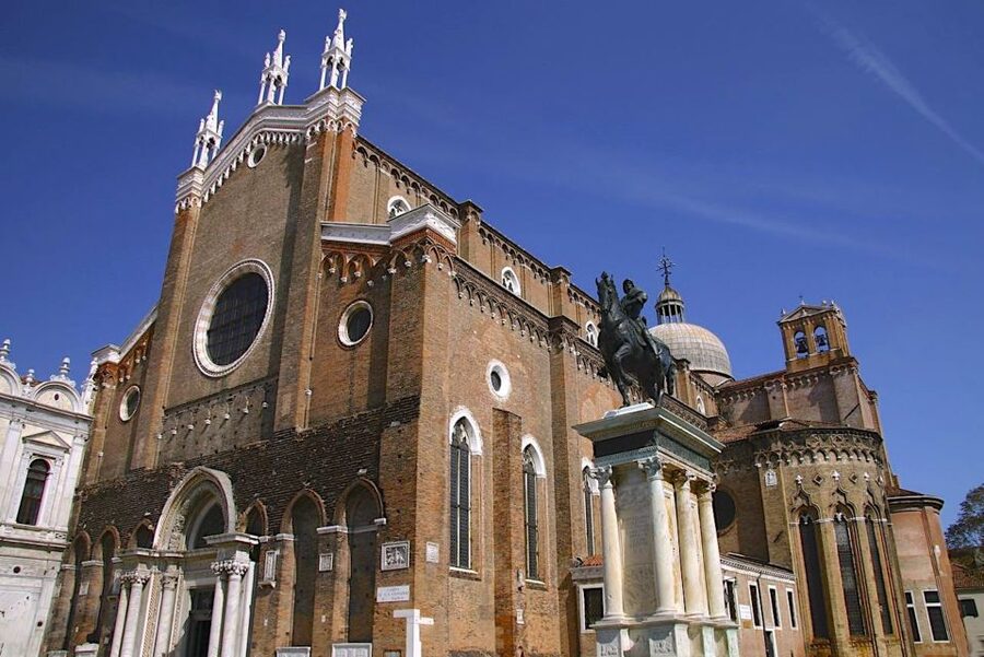 Venice Art and Architecture Private Walking Tour - Getting off the main tourist line (and why it matters)