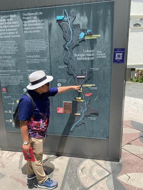 Walk & Discover KL’s Architectural and Heritage Gems - Petronas Tower and KLCC: Learning to Read the Skyline