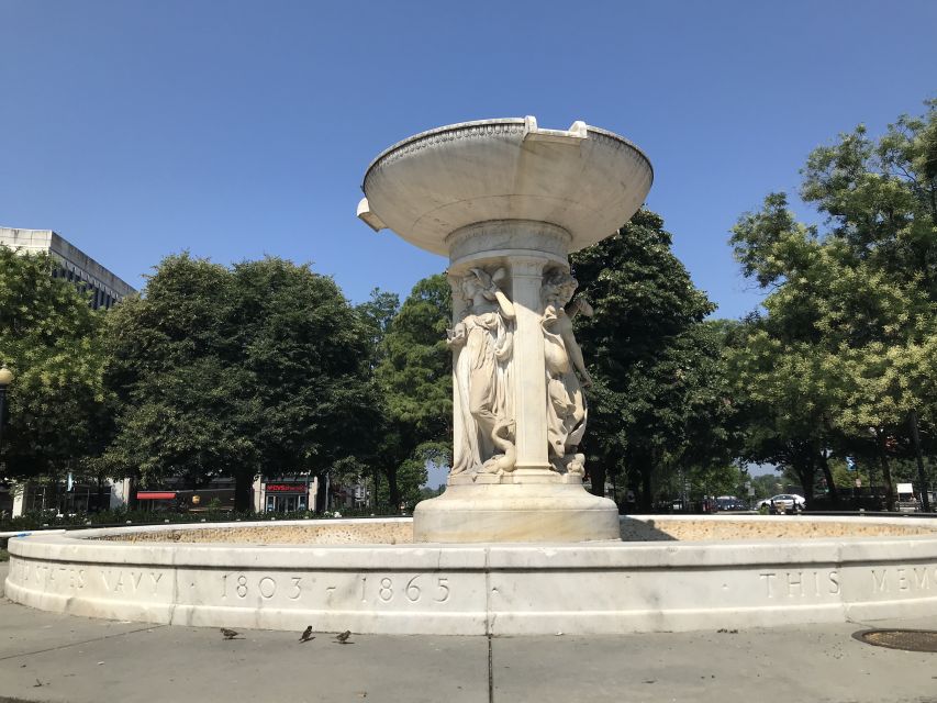 Washington DC: Dupont Circle & Embassy Row Architecture Tour - Dupont Circle fountain start: what the 2 hours really feels like